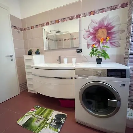 Apartament Summer House *